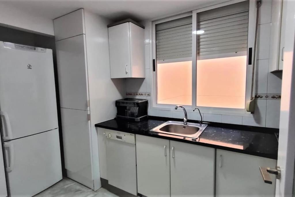 Apartamento En Primera Linea De Playa, Frente Al Puerto De Aguadulce Exterior foto